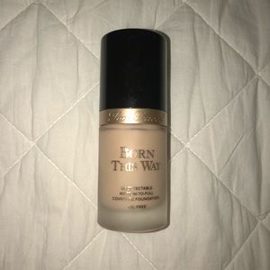 Born This Way Foundation in shade Swan